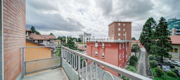 3 bedrooms Apartment in Somma Lombardo, Italy No. 365561 15