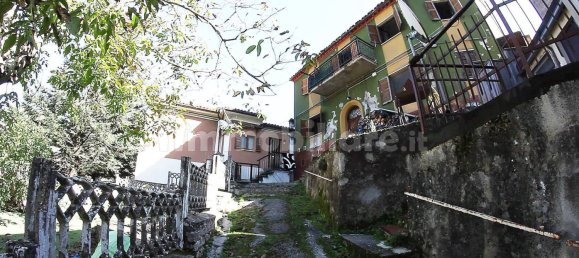 4 bedrooms Villa in Fabriano, Italy No. 116042 2