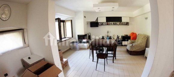 4 bedrooms Villa in Fabriano, Italy No. 116042 12