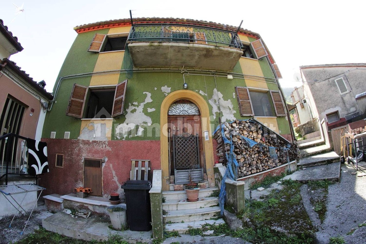 4 bedrooms Villa in Fabriano, Italy No. 116042