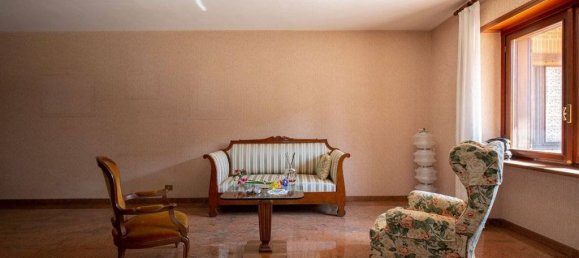 5 bedrooms Villa in Rivoli, Italy No. 334972 24