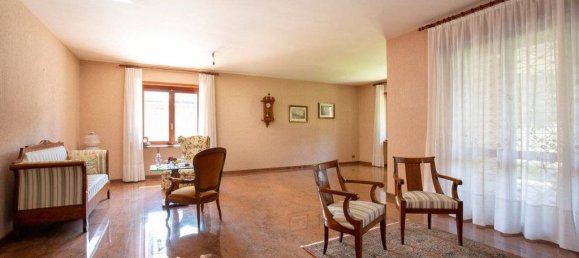 5 bedrooms Villa in Rivoli, Italy No. 334972 22