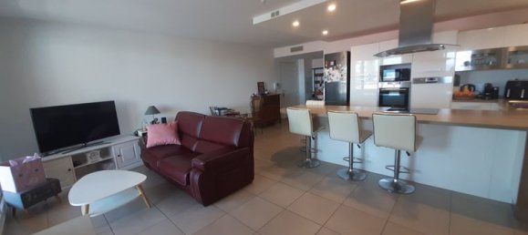 Apartamento de 2 dormitorios en La Ciotat, France No. 312133 5