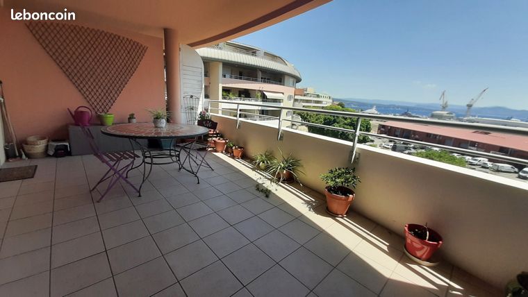 Apartamento de 2 dormitorios en La Ciotat, France No. 312133