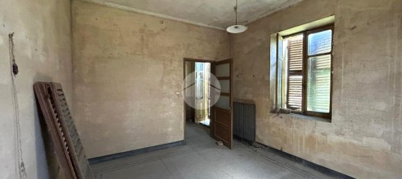 2 bedrooms House in Castell'Alfero, Italy No. 329637 37