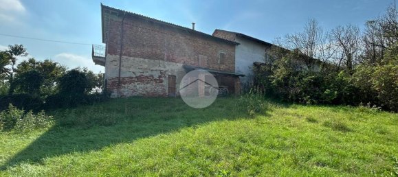 2 bedrooms House in Castell'Alfero, Italy No. 329637 17