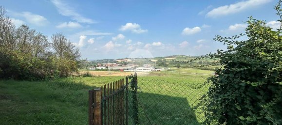 2 bedrooms House in Castell'Alfero, Italy No. 329637 8