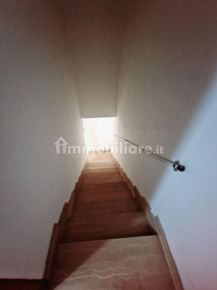 2 bedrooms House in Ordona, Italy No. 270818