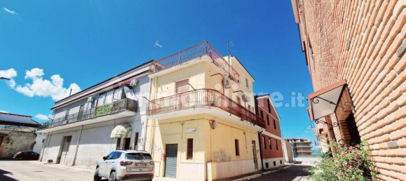 2 bedrooms House in Ordona, Italy No. 270818 23