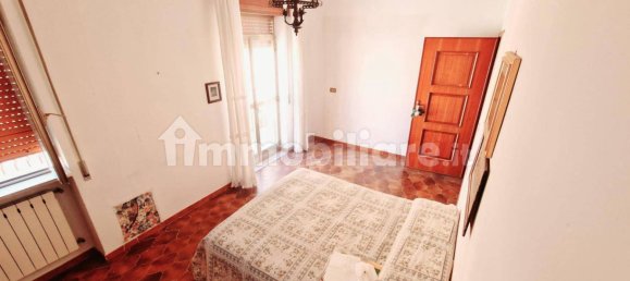 2 bedrooms House in Ordona, Italy No. 270818 2