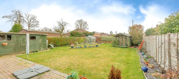 2 bedrooms Bungalow in Crawley, United Kingdom No. 6263 16