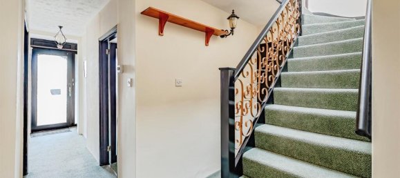 2 bedrooms Bungalow in Crawley, United Kingdom No. 6263 11