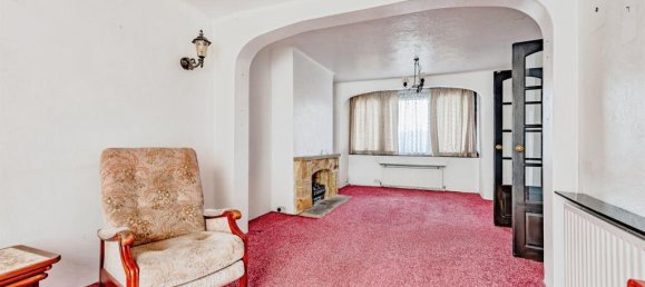 2 bedrooms Bungalow in Crawley, United Kingdom No. 6263 4