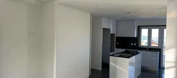 4 bedrooms House in Vila Nova de Gaia, Portugal No. 17783 3