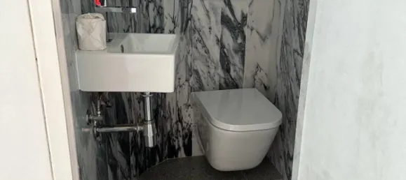 4 bedrooms House in Vila Nova de Gaia, Portugal No. 17783 9