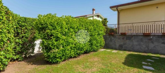 4 rooms Villa in Guidonia Montecelio, Italy No. 124816 3