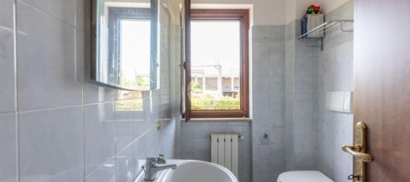 4 rooms Villa in Guidonia Montecelio, Italy No. 124816 26