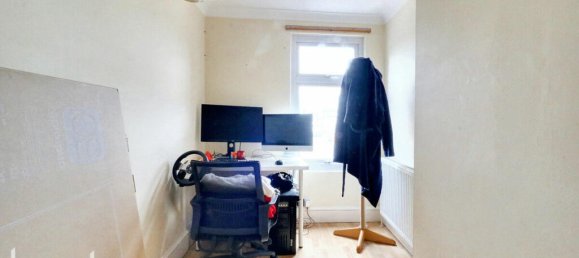 3 bedrooms Commercial property in Dartford, United Kingdom No. 4941 8