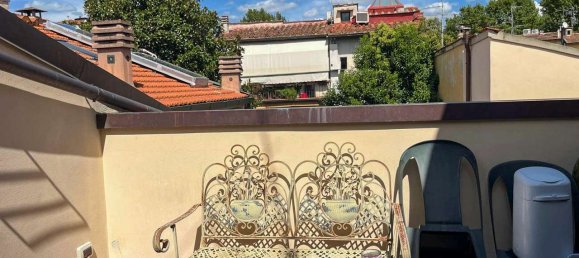 3 bedrooms Apartment in Florence, Italy No. 354722 7