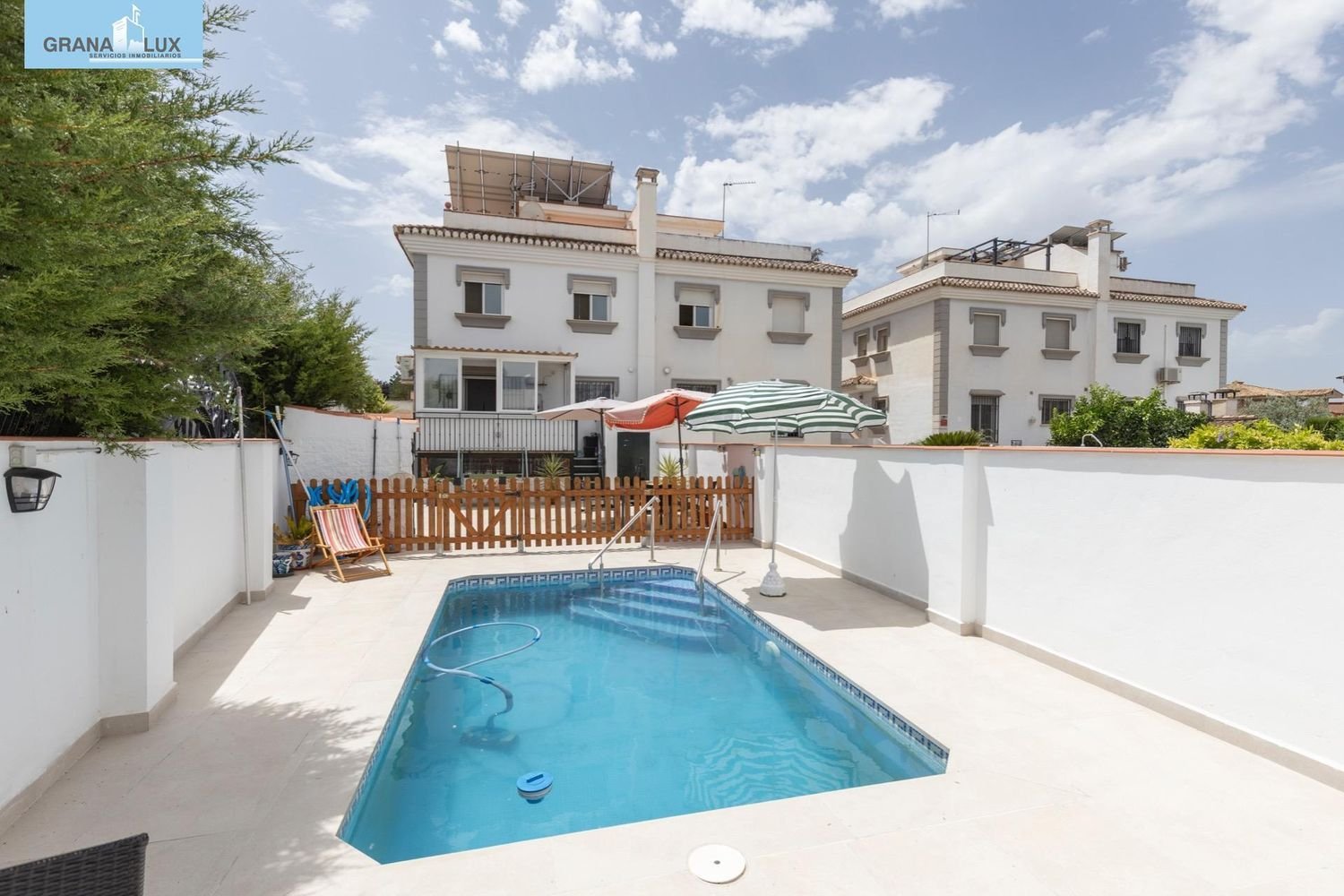 5 bedrooms House in Granada, Spain No. 150333