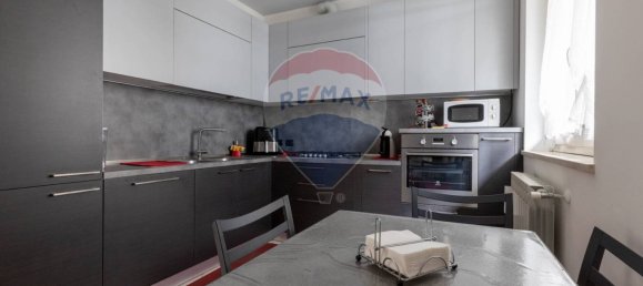 Apartamento de 2 dormitorios en Cardano al Campo, Italy No. 341521 6