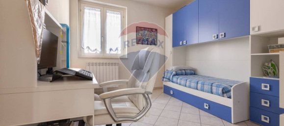 Apartamento de 2 dormitorios en Cardano al Campo, Italy No. 341521 16