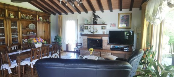 7 bedrooms Villa in Marliana, Italy No. 381809 11