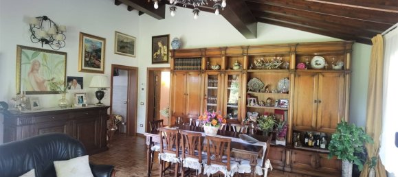 7 bedrooms Villa in Marliana, Italy No. 381809 9