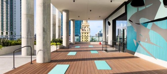 2 Schlafzimmer Gewerbliche Immobilien in Miami, USA, Nr. 615891 7
