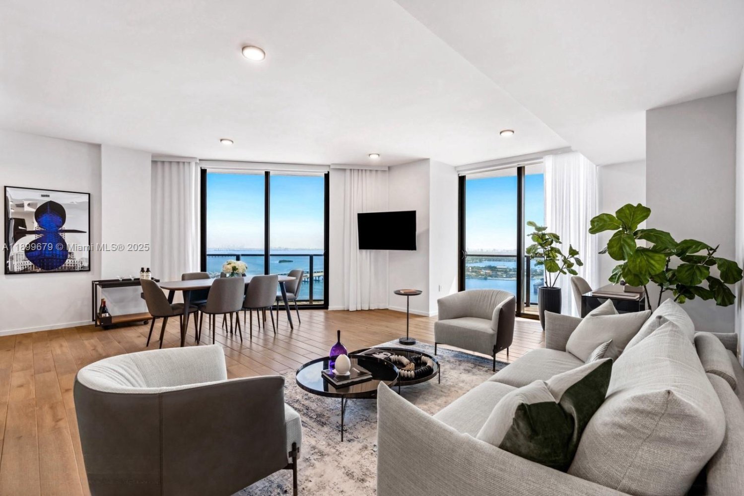 2 Schlafzimmer Gewerbliche Immobilien in Miami, USA, Nr. 615891