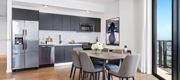 2 Schlafzimmer Gewerbliche Immobilien in Miami, USA, Nr. 615891 25