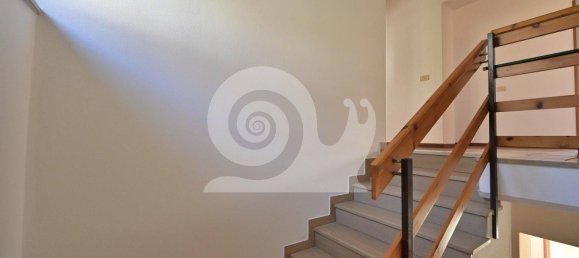 3 Schlafzimmer Villa in Udine, Italy, Nr. 94684 3