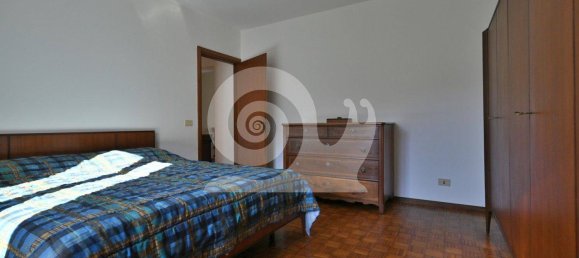 3 Schlafzimmer Villa in Udine, Italy, Nr. 94684 6