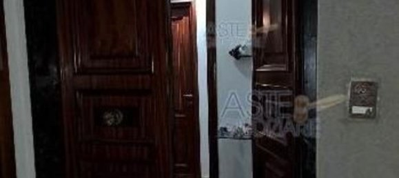 Квартира с 6 комнатами в Генуя, Италия № 259974 4