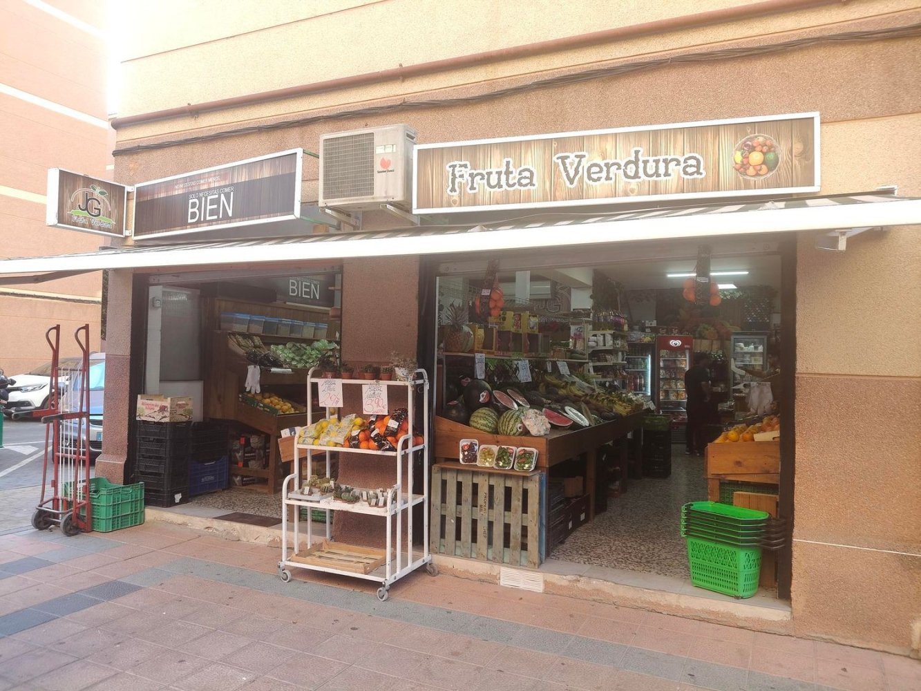 Propriété commerciale à Getafe, Spain 116m² No. 200243