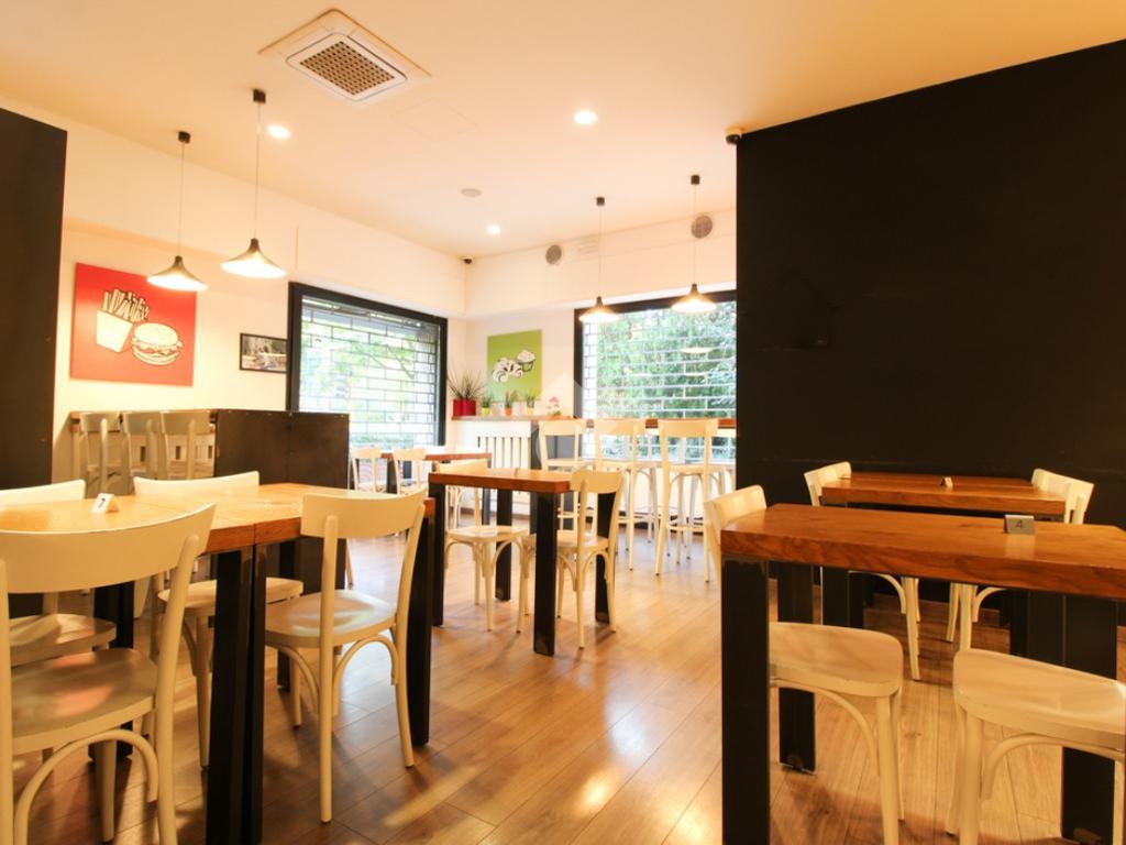 3-salle Propriété commerciale à Brescia, Italy No. 151352