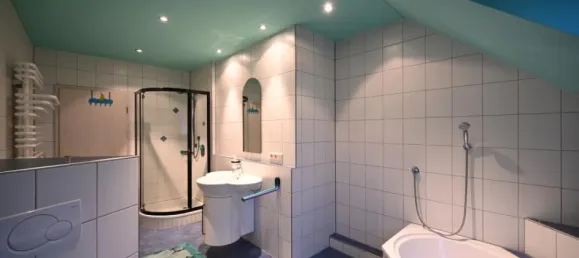 Casa de 6 habitaciónes en Neustadt an der Waldnaab, Germany No. 124850 11