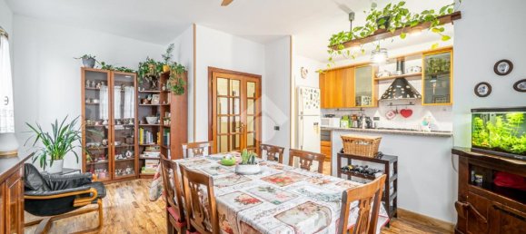 5 bedrooms Villa in Reggio Emilia, Italy No. 54645 9