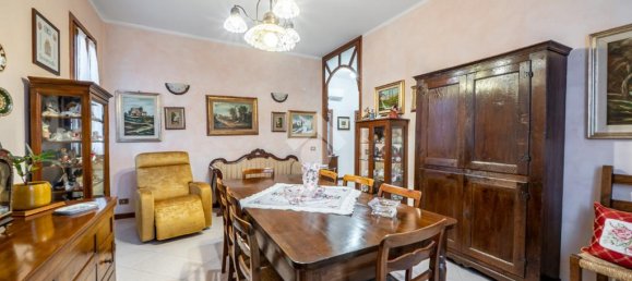 5 bedrooms Villa in Reggio Emilia, Italy No. 54645 23
