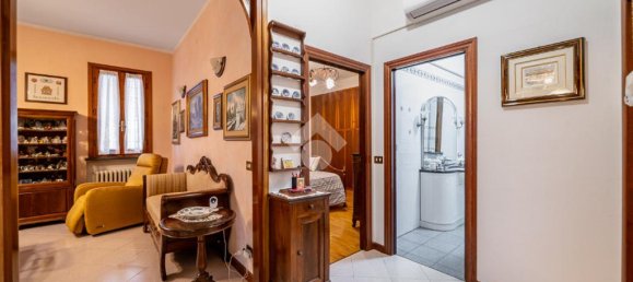 5 bedrooms Villa in Reggio Emilia, Italy No. 54645 29