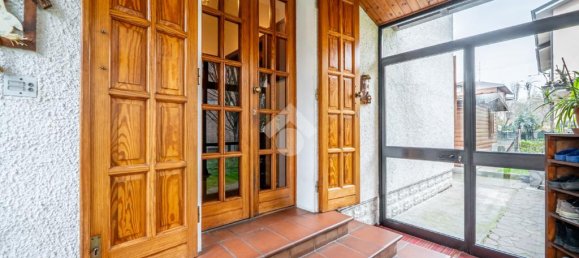 5 bedrooms Villa in Reggio Emilia, Italy No. 54645 3