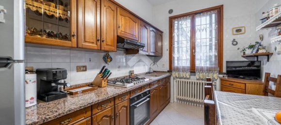 5 bedrooms Villa in Reggio Emilia, Italy No. 54645 25