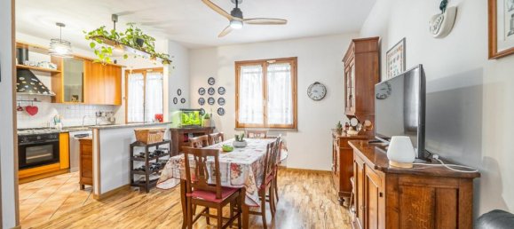 5 bedrooms Villa in Reggio Emilia, Italy No. 54645 4