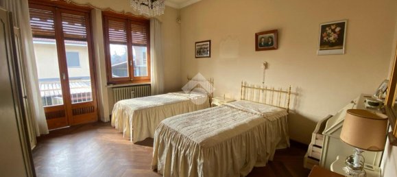 8 rooms Villa in Castellamonte, Italy No. 136061 3