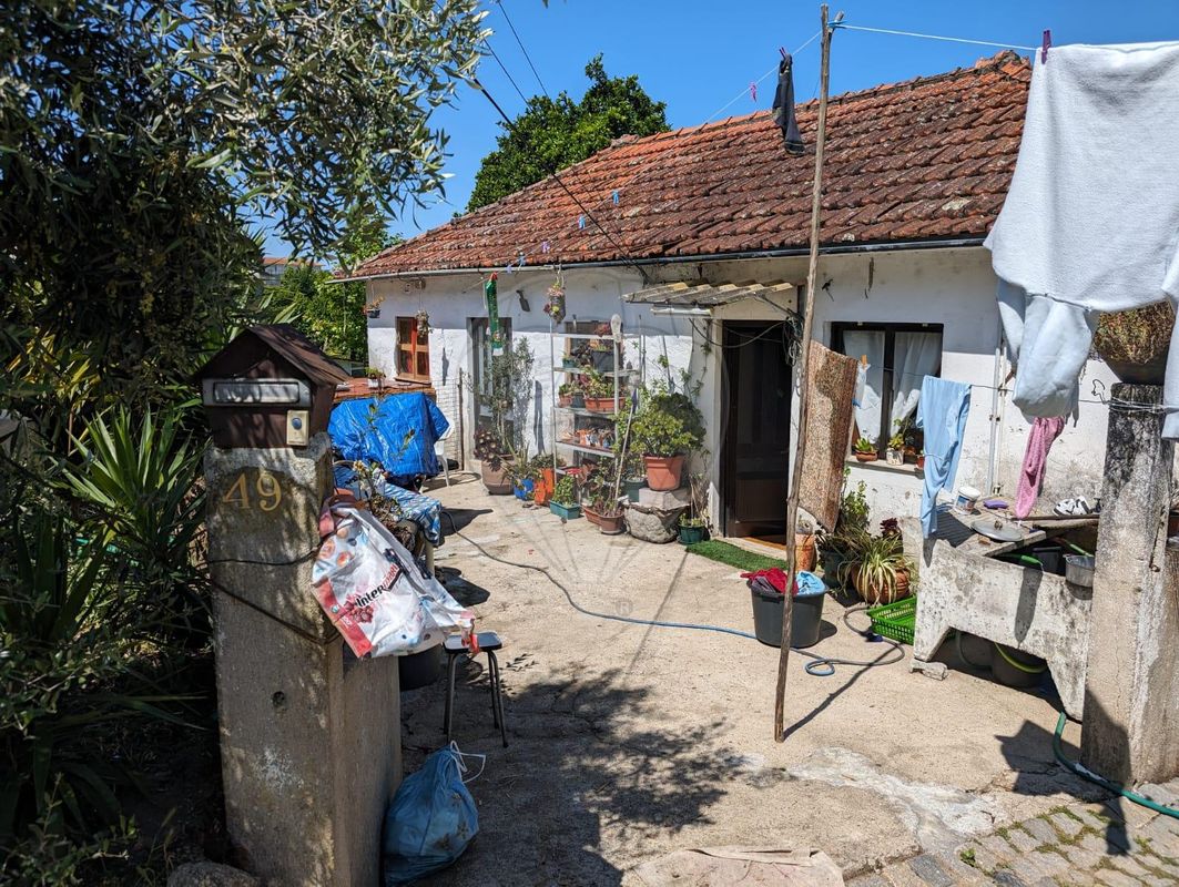 Casa de 2 dormitorios en Aiao, Portugal No. 173468