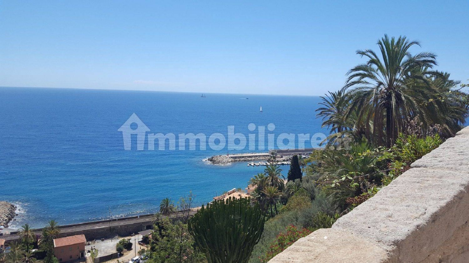 Terreno em Bordighera, Italy 910 m² N.º 125120