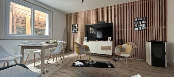 3 bedrooms House in Objat, France No. 303758 4