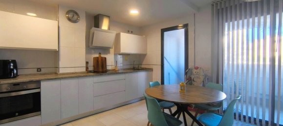 2 bedrooms Apartment in Almeria, Spain No. 183994 2