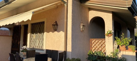 5 bedrooms Villa in Forte dei Marmi, Italy No. 192208 4