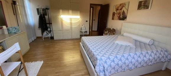 5 bedrooms Villa in Forte dei Marmi, Italy No. 192208 5